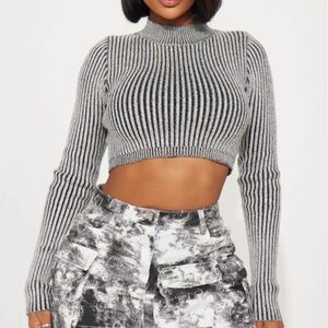Fashion Nova Gray and Black Sweater